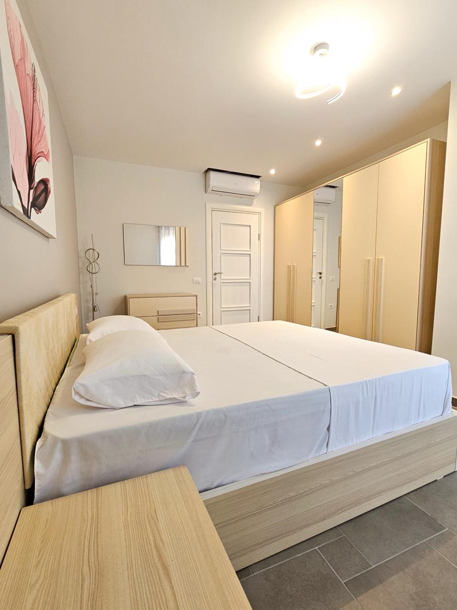 Sea View Apartments Durrës Kültér fotó