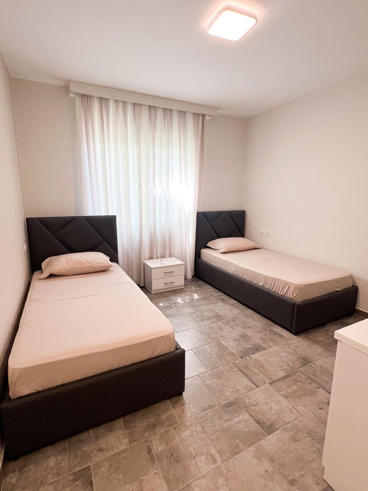 Sea View Apartments Durrës Kültér fotó