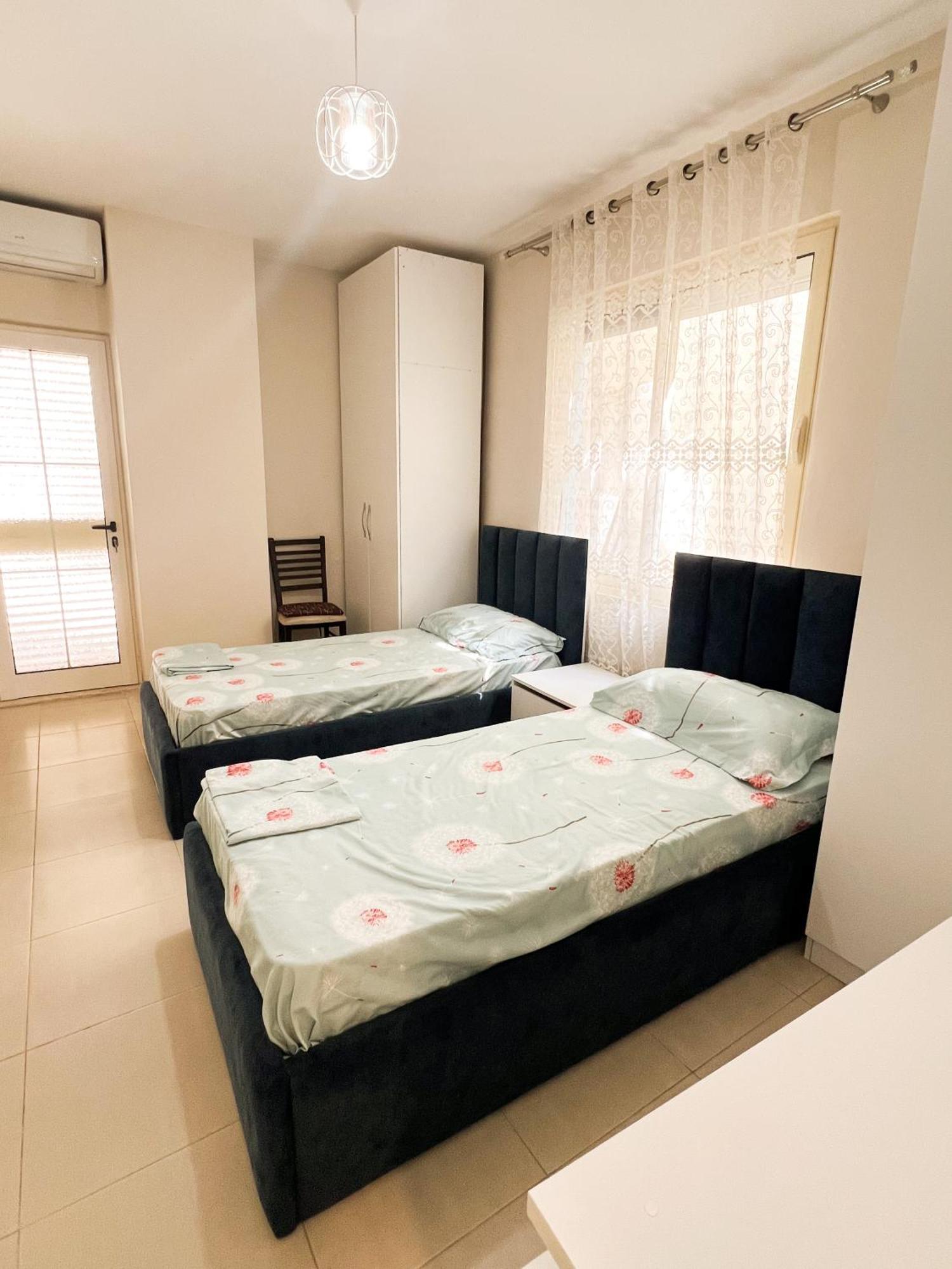 Sea View Apartments Durrës Kültér fotó