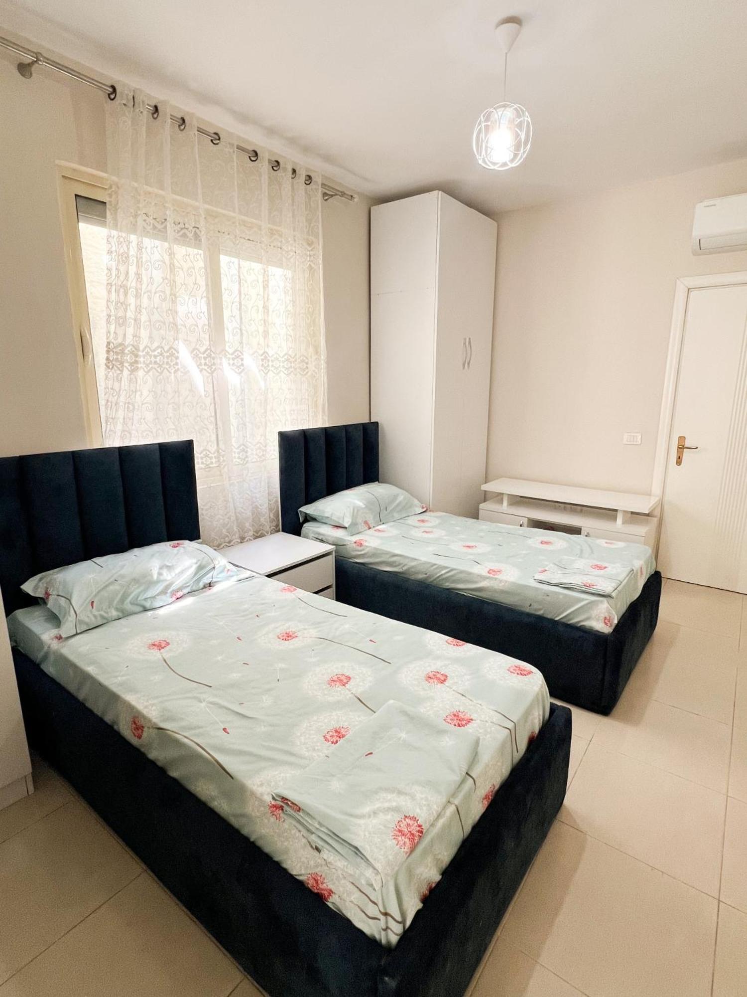 Sea View Apartments Durrës Kültér fotó